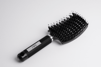 G&C Detangling Brush – professional hair tool by Gold Class G&C