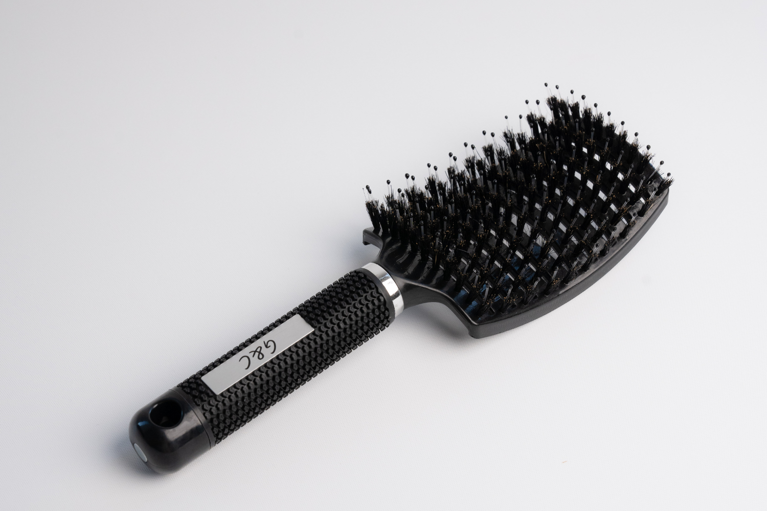 gc-gold-class-detangling-brush-black-front